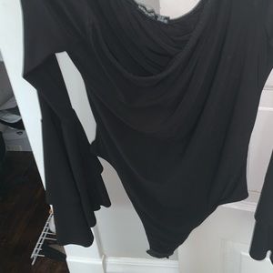 Long ruffled sleeve bodysuit